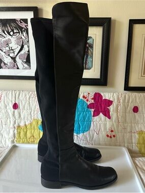 stuart weitzman 5050 boot in black leather / size 8